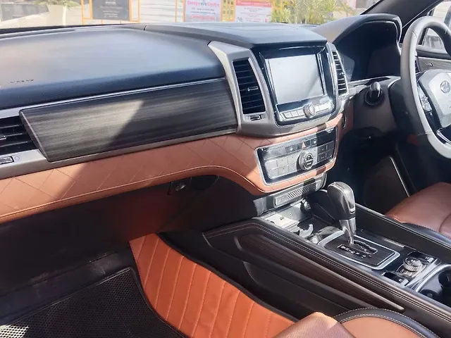 Used Mahindra Alturas G4 4WD AT [2018-2020] in Noida