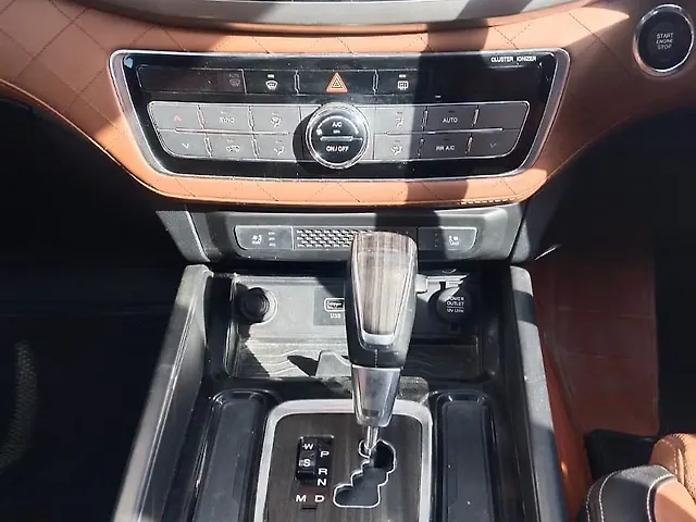 Used Mahindra Alturas G4 4WD AT [2018-2020] in Noida