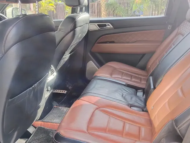 Used Mahindra Alturas G4 4WD AT [2018-2020] in Noida