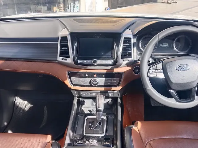 Used Mahindra Alturas G4 4WD AT [2018-2020] in Noida