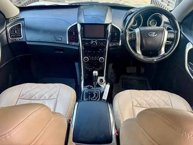 Used Mahindra XUV500 W7 AT [2018-2020] in Mumbai