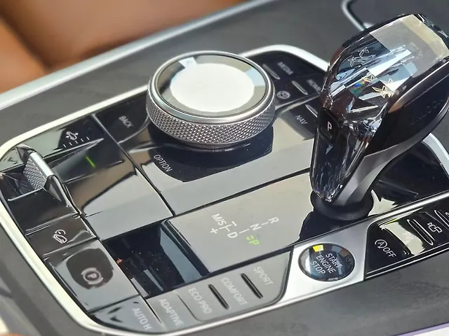 Used BMW X7 [2019-2023] xDrive30d DPE Signature in Mumbai