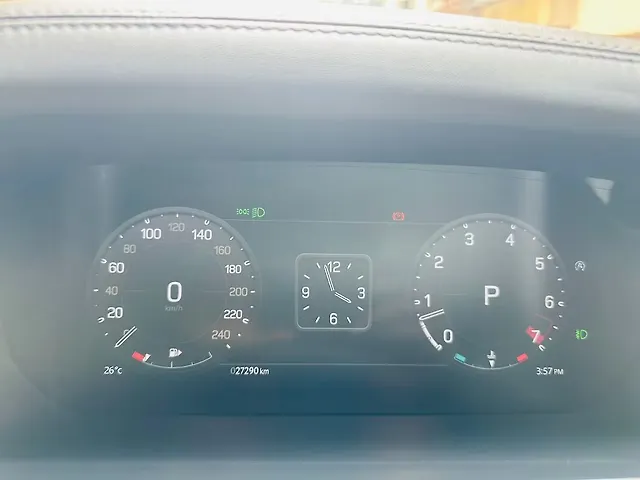 Used Land Rover Defender 110 HSE 2.0 Petrol in Pune