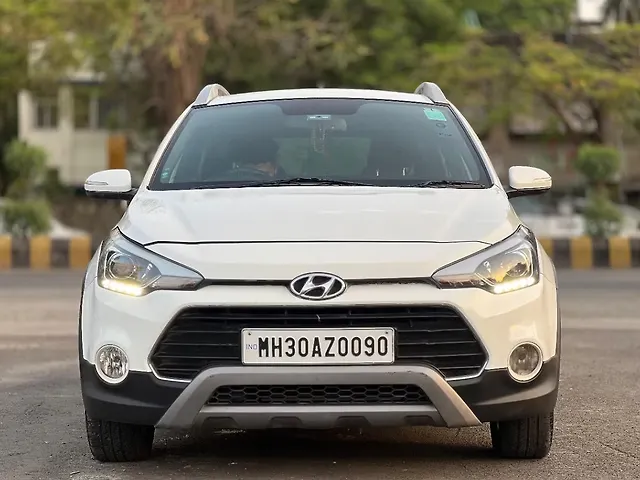 Used 2017 Hyundai i20 Active in Nagpur