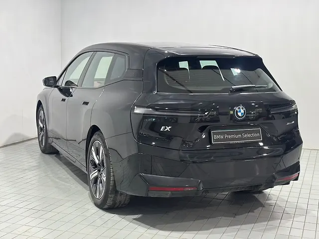 Used BMW iX xDrive 40 in Pune