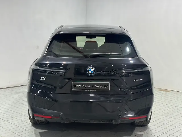 Used BMW iX xDrive 40 in Pune
