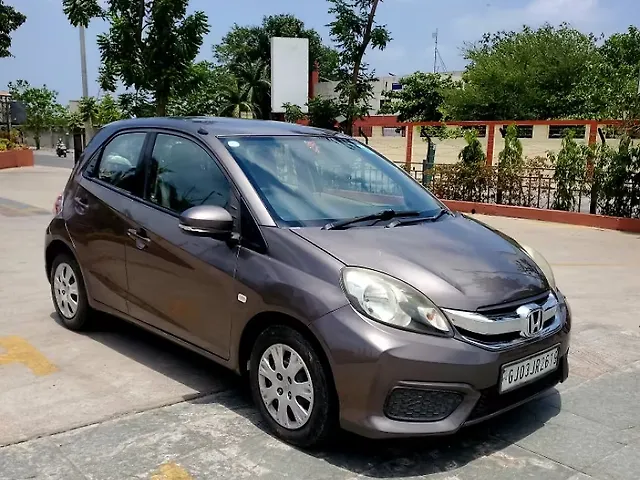 Used Honda Brio S MT in Surat