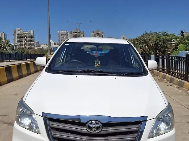 Used 2015 Toyota Innova in Mumbai Used 2015 Toyota Innova in Mumbai