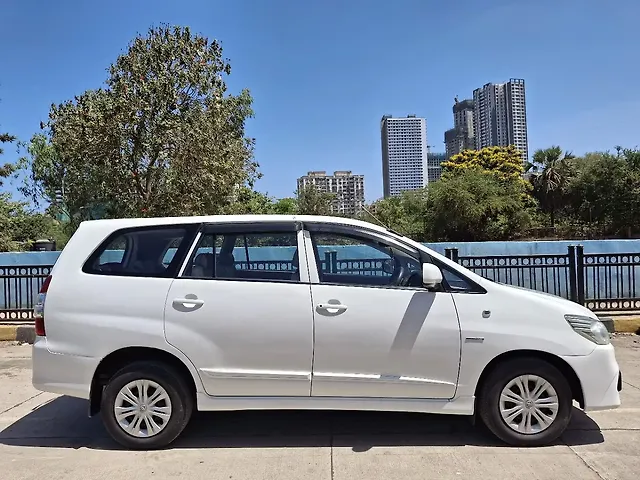Used Toyota Innova [2015-2016] 2.5 G BS IV 8 STR in Mumbai