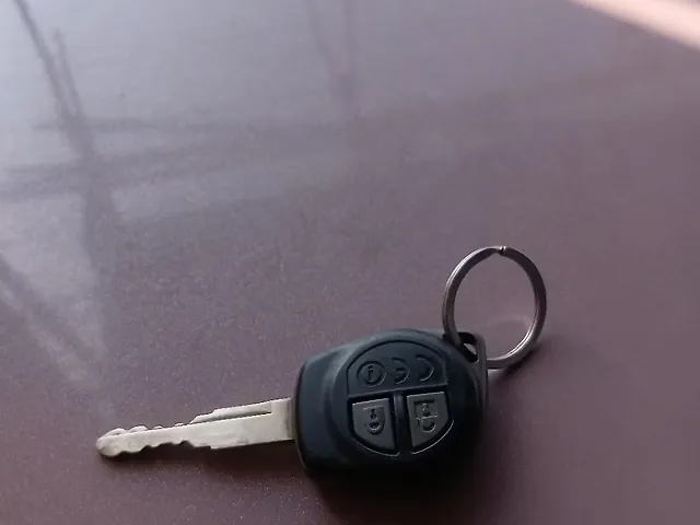 Used Maruti Suzuki Ertiga VXi CNG Manual in Thane