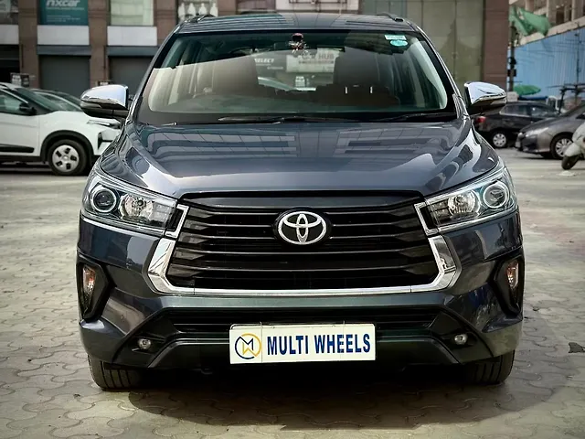Used 2022 Toyota Innova Crysta in Delhi