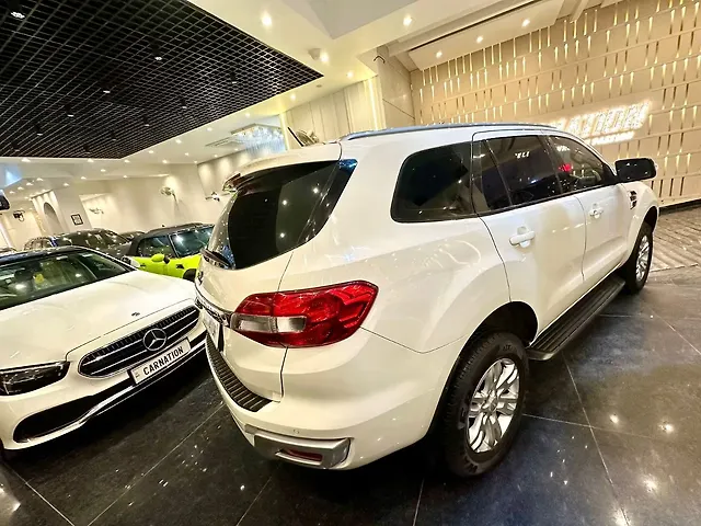 Used Ford Endeavour [2016-2019] Trend 2.2 4x2 AT in Delhi