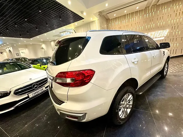 Used Ford Endeavour [2016-2019] Trend 2.2 4x2 AT in Delhi