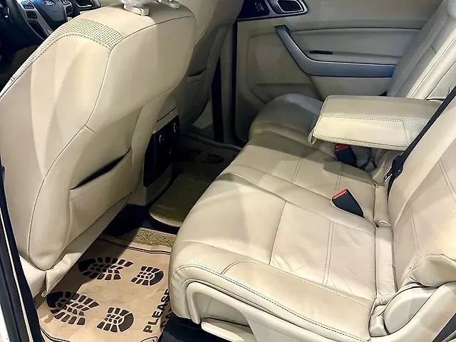 Used Ford Endeavour [2016-2019] Trend 2.2 4x2 AT in Delhi