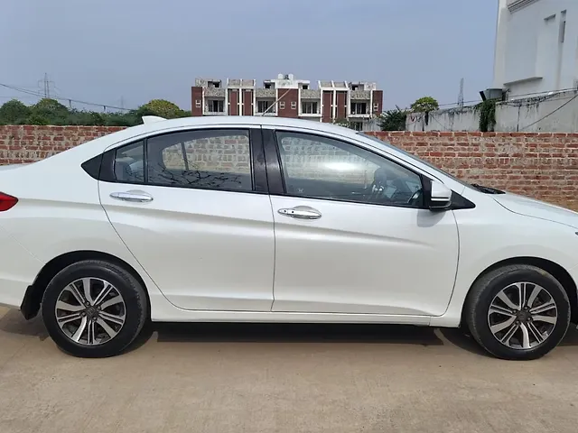 Used Honda City 4th Generation V CVT Petrol in Agra