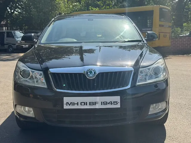 Used 2012 Skoda Laura in Pune