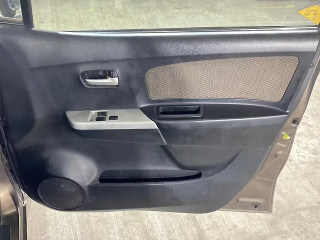Used Maruti Suzuki Wagon R 1.0 [2010-2013] LXi in Kolkata