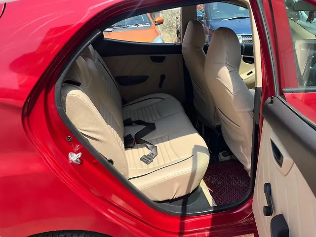 Used Hyundai Eon Magna + SE in Dehradun
