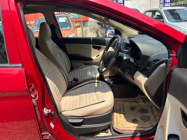Used Hyundai Eon Magna + SE in Dehradun