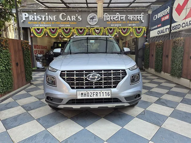 Used 2021 Hyundai Venue in Mumbai