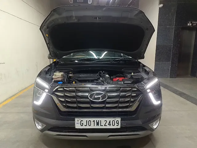 Used Hyundai Alcazar [2023-2024] Signature (O) 6 STR 1.5 Petrol DCT in Ahmedabad
