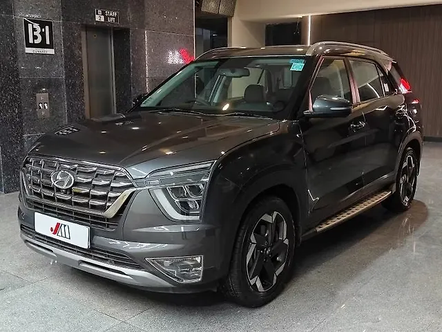 Used Hyundai Alcazar [2023-2024] Signature (O) 6 STR 1.5 Petrol DCT in Ahmedabad