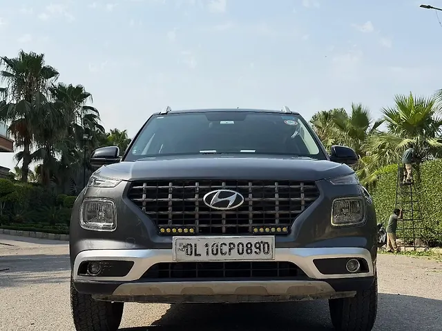 Used 2020 Hyundai Venue in Delhi