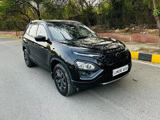 Used 2023 Tata Safari in Delhi
