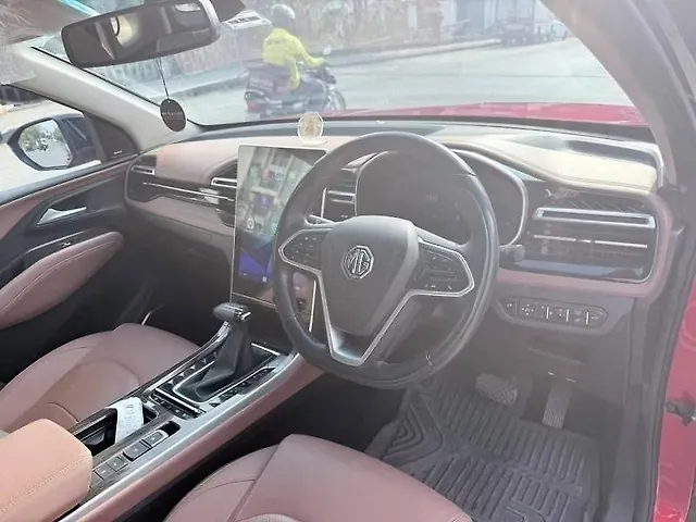 Used MG Hector Plus [2023-2025] Sharp Pro 1.5 Turbo Petrol CVT 7 STR in Mumbai