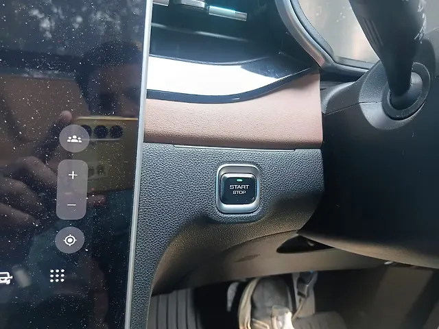 Used MG Hector Plus [2023-2025] Sharp Pro 1.5 Turbo Petrol CVT 7 STR in Mumbai