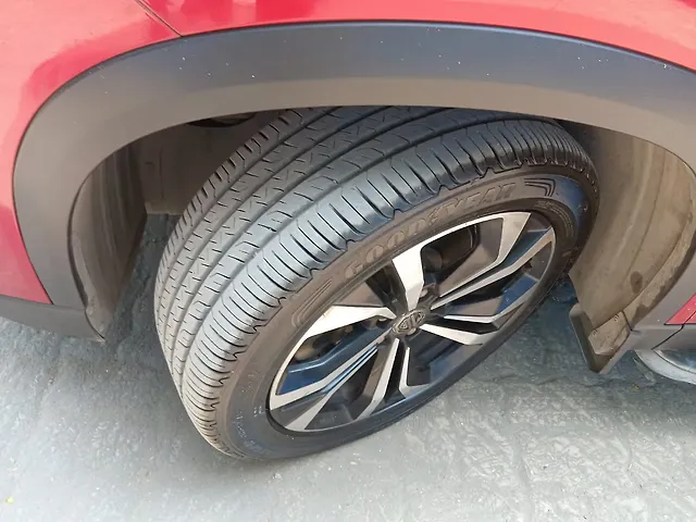 Used MG Hector Plus [2023-2025] Sharp Pro 1.5 Turbo Petrol CVT 7 STR in Mumbai