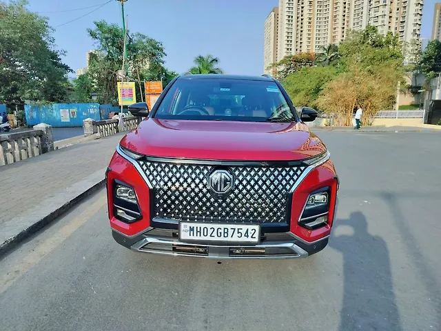Used 2024 MG Hector Plus in Mumbai