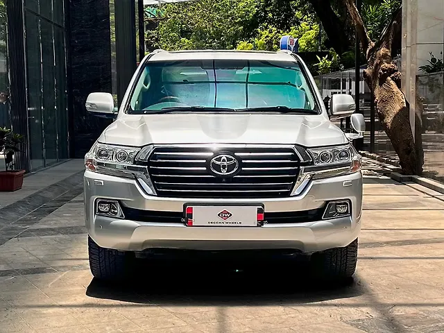 Used 2017 Toyota Land Cruiser in Pune