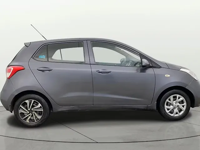 Used Hyundai Grand i10 [2013-2017] Sportz 1.2 Kappa VTVT [2016-2017] in Delhi