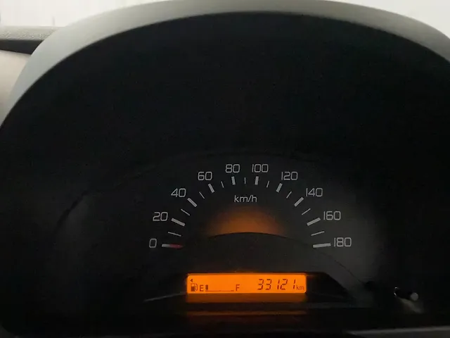 Used Maruti Suzuki Wagon R 1.0 [2010-2013] LXi in Lucknow