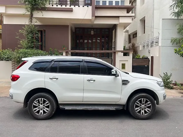Used Ford Endeavour [2016-2019] Titanium 3.2 4x4 AT in Bangalore