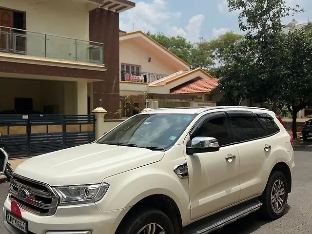 Used Ford Endeavour [2016-2019] Titanium 3.2 4x4 AT in Bangalore