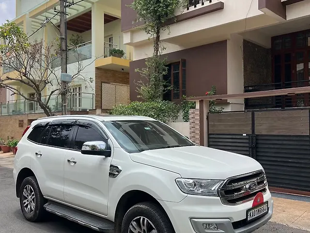 Used Ford Endeavour [2016-2019] Titanium 3.2 4x4 AT in Bangalore
