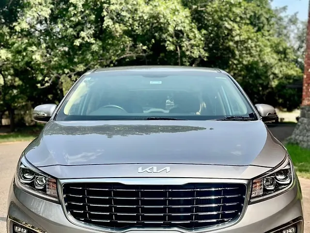 Used 2022 Kia Carnival in Delhi Used 2022 Kia Carnival in Delhi