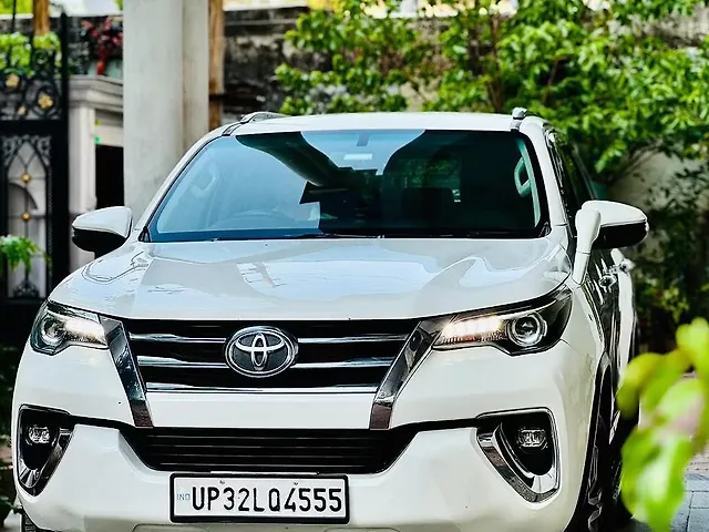 Used Toyota Fortuner [2016-2021] 2.8 4x2 MT in Lucknow
