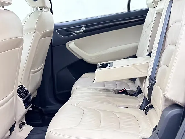 Used Skoda Kodiaq [2017-2020] Style 2.0 TDI 4x4 AT in Vadodara