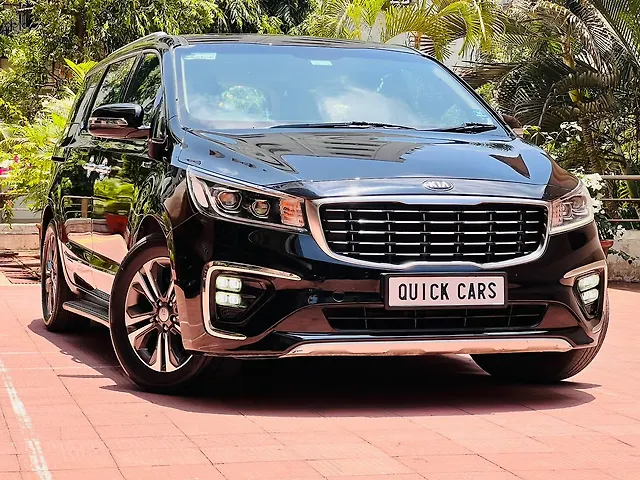 Used 2020 Kia Carnival in Mumbai