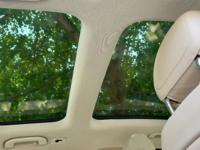Used Mercedes-Benz GLC [2019-2023] 220d 4MATIC Progressive in Delhi