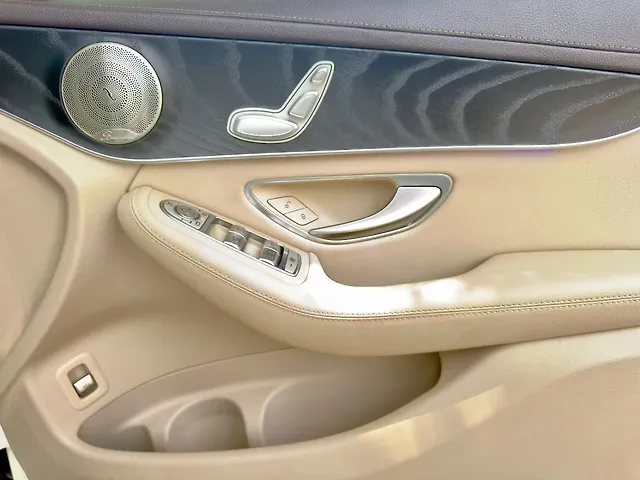 Used Mercedes-Benz GLC [2019-2023] 220d 4MATIC Progressive in Delhi