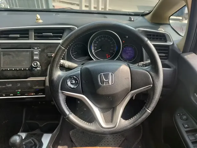 Used Honda Jazz [2015-2018] V Petrol in Bangalore