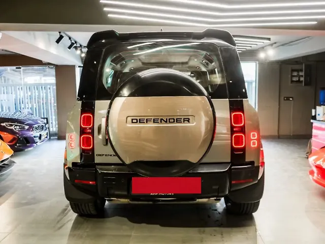 Used Land Rover Defender 110 HSE 2.0 Petrol in Delhi