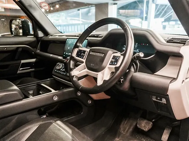 Used Land Rover Defender 110 HSE 2.0 Petrol in Delhi