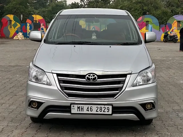 Used 2011 Toyota Innova in Mumbai Used 2011 Toyota Innova in Mumbai
