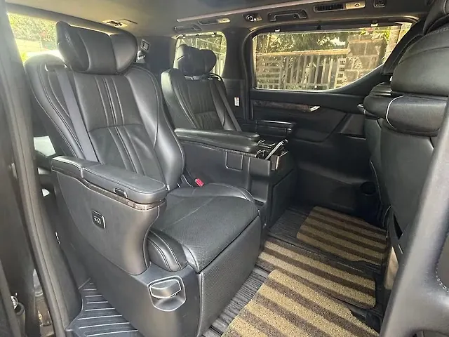 Used Toyota Vellfire [2020-2023] Hybrid in Mumbai