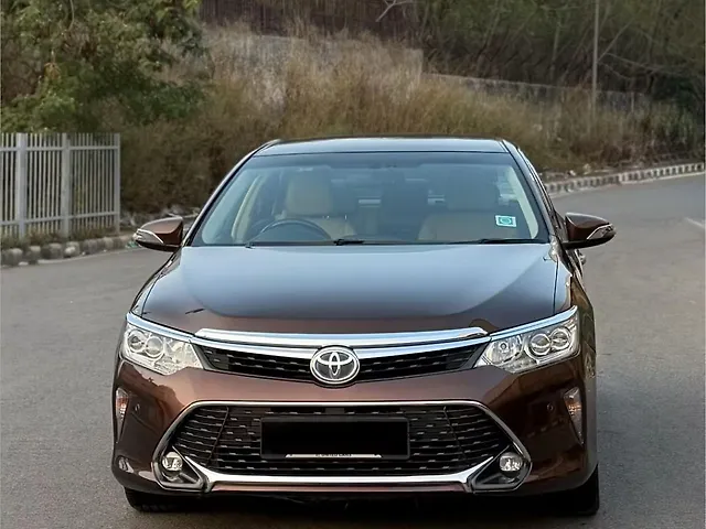 Used 2017 Toyota Camry in Delhi